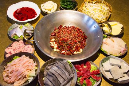 chongqingShenghejiudian·yuanchang Hot Pot