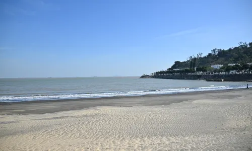 Hac Sa Beach