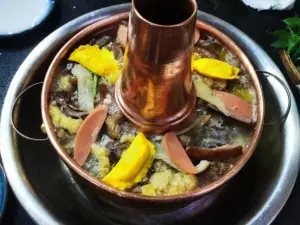 川渝味腊排铜锅家常菜(街子古镇店)