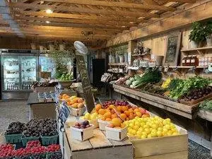 Beaver Pond Farm Stand