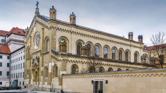 Cung điện Munich, Bảo tàng Deutsches, Bảo tàng BMW và Thế giới BMW | thuê xe riêng tùy chỉnh