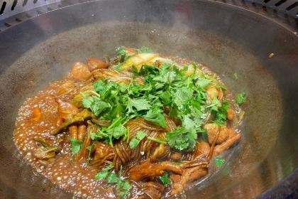 劉羅鍋鐵鍋燉(建華店)