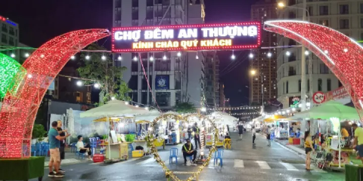 An Thuong Night Market