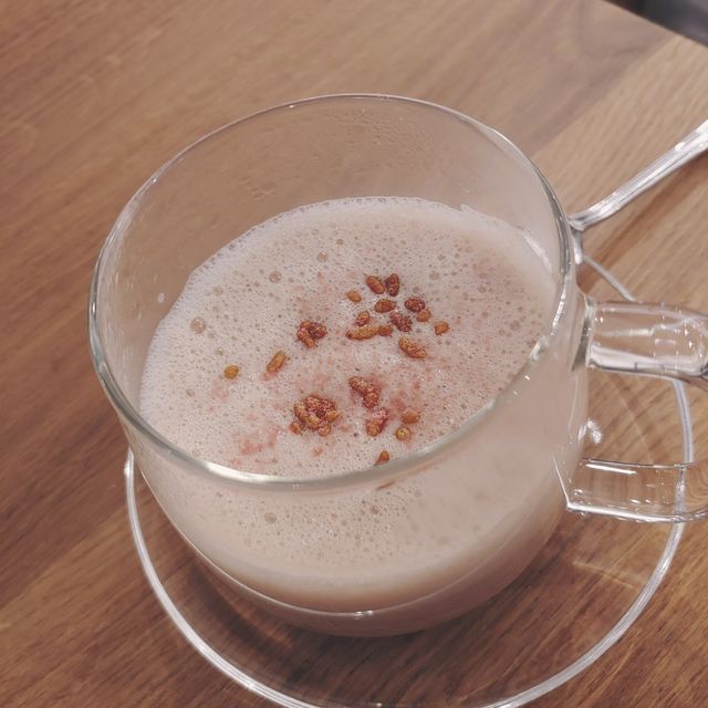 櫻花焦糖草莓鮮果沙律下午茶