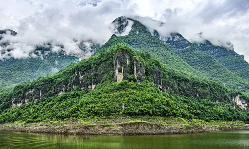 Enshi Qingjiang Scenic Area