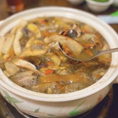 杨记山珍鸡煲菌汤锅 User Photo