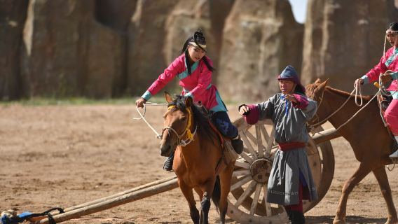 Частный однодневный тур из Хух-Хото на пастбища Силамурэнь с возможностью выступления хунгер аобао