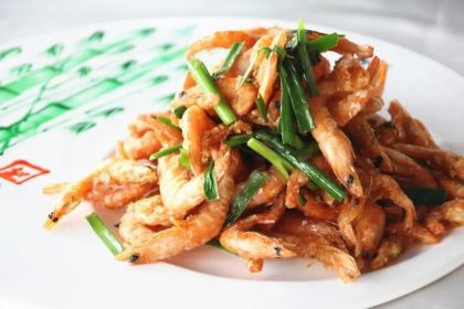 财富酒店-揽月旋转餐厅