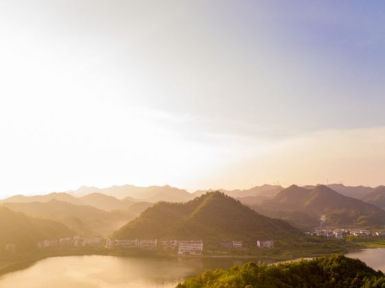 Tongji Lake