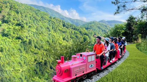 新興天露山旅遊度假區