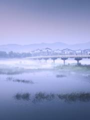 Jiangnan Water Town beyond the Great Wall