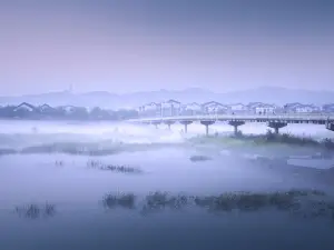 Jiangnan Water Town beyond the Great Wall