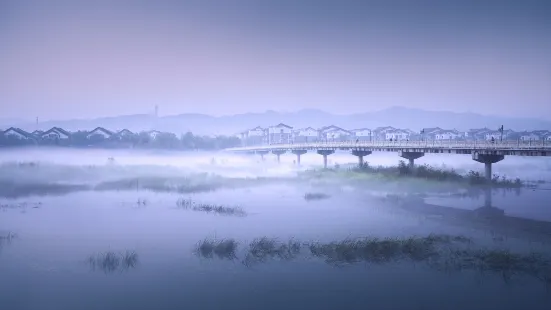 Jiangnan Water Town beyond the Great Wall