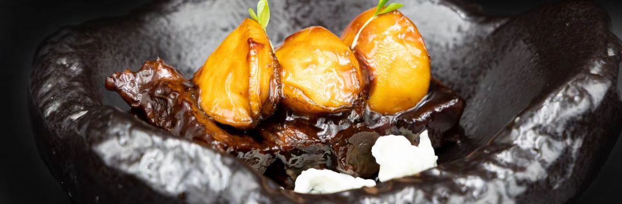 WATERSIDE DINNING HALL