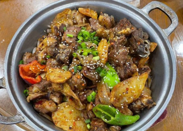 Qinghaimingchigazhangwa Barbecue (haihuzongdian)