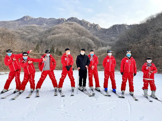 1_Dahong Stockaded Village Ski Field