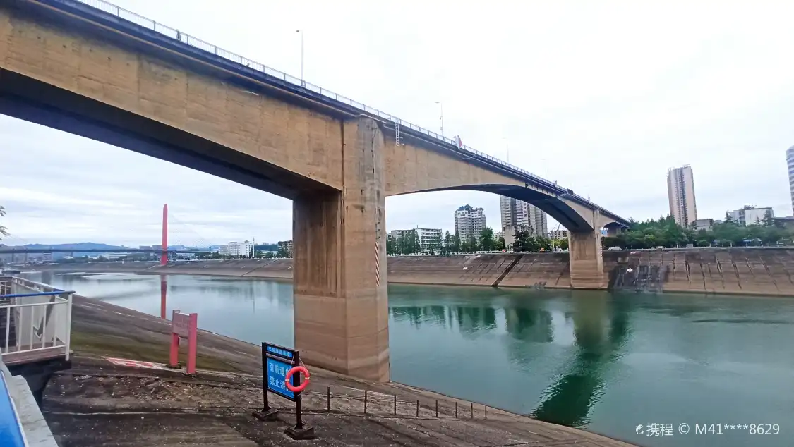 거저우바 산장 대교 주변 호텔