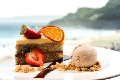 Jonah's On The Beach