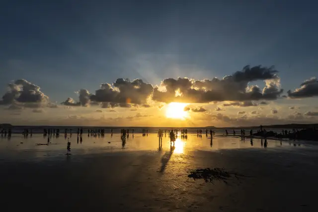 Sunrise Sightseeing in Pingtan
