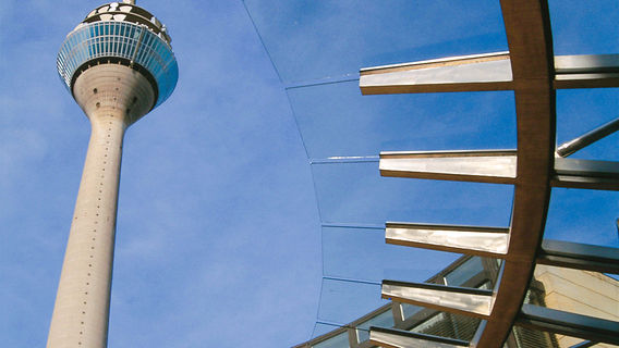 Rheinturm Düsseldorf