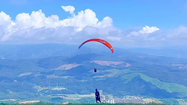 Lanji International Paragliding Flight Camp