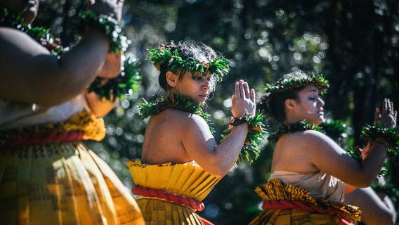 Hula Arts at Kīlauea