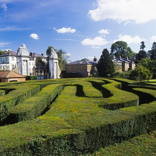 Hampton Court Maze