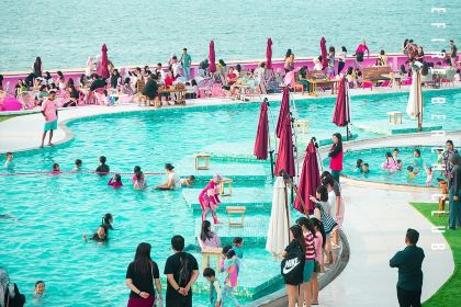 Bluefire Beach Club