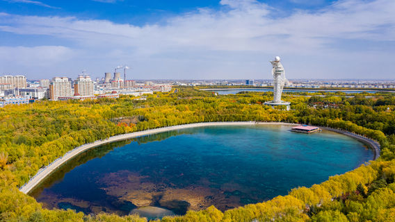 พื้นที่ท่องเที่ยวระบบนิเวศทะเลสาบตะวันออก