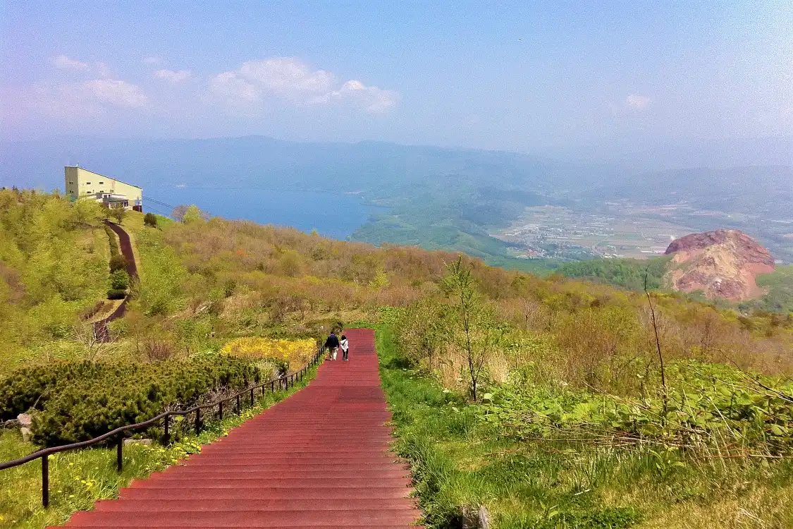 Hotels near Mount Usu