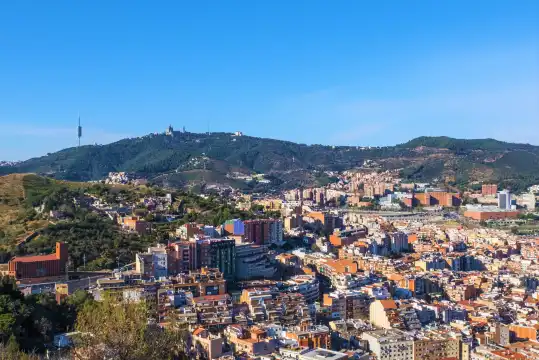 Hotels near مطل تورو دى لاروفيرا