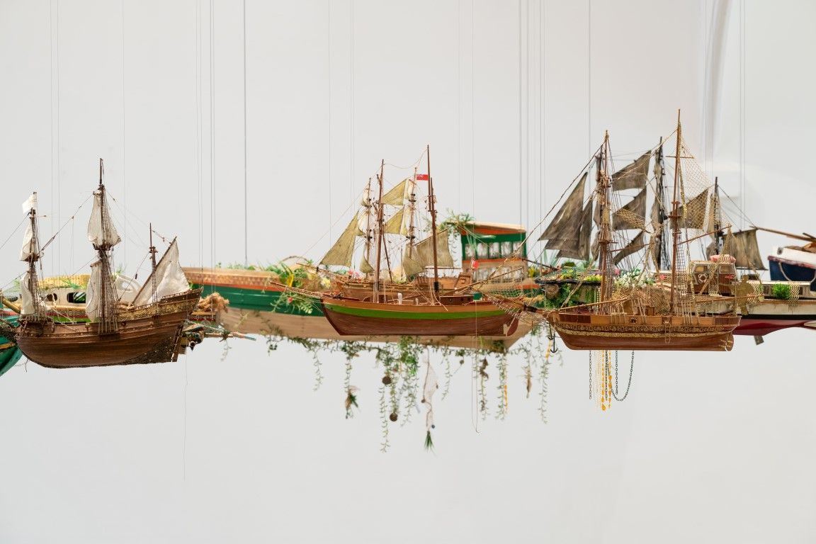 《艦隊》休·洛克個展 | Newlyn Art Gallery