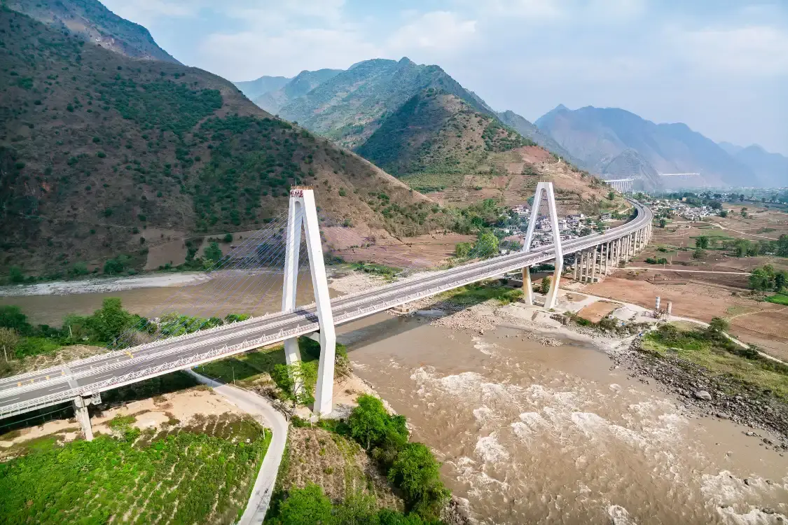 Hotels in der Nähe von Nujiang Bridge