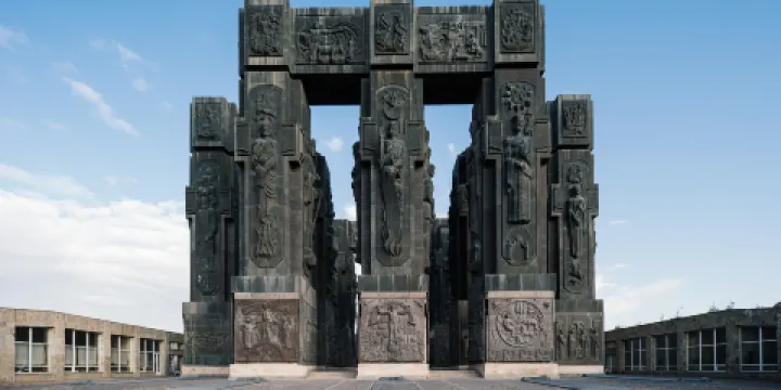 喬治亞紀事紀念碑