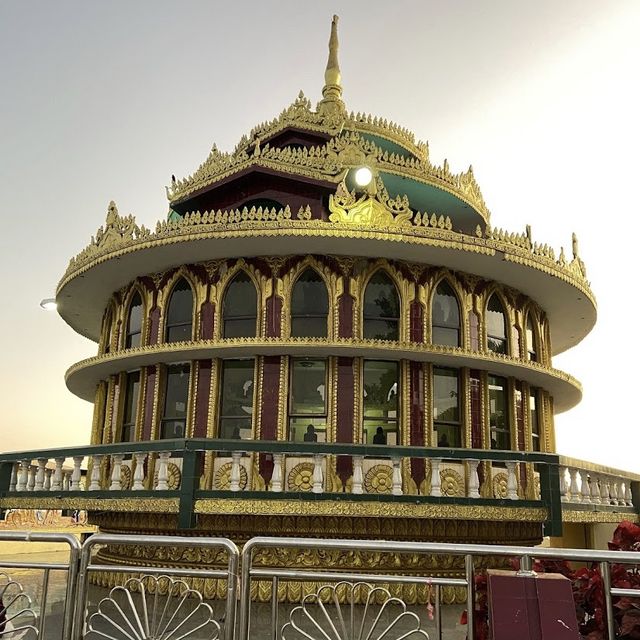พระธาตุอินทร์แขวน พม่า