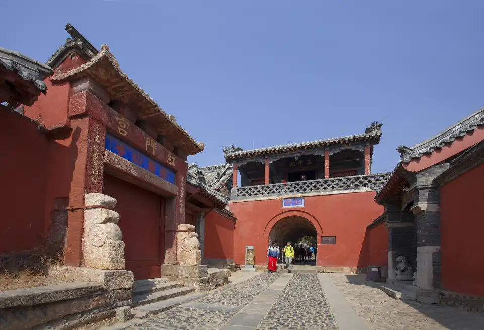 1_Red Gate Palace