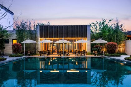 AHN LUH ZHUJIAJIAO DINING ROOM