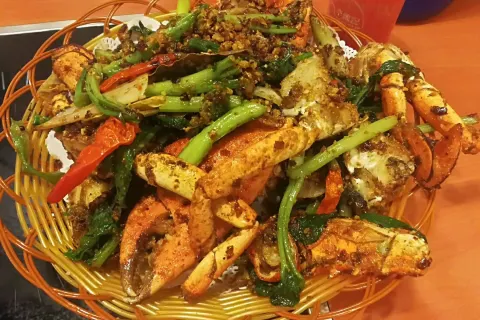 Capitol Seafood Longkang Siham