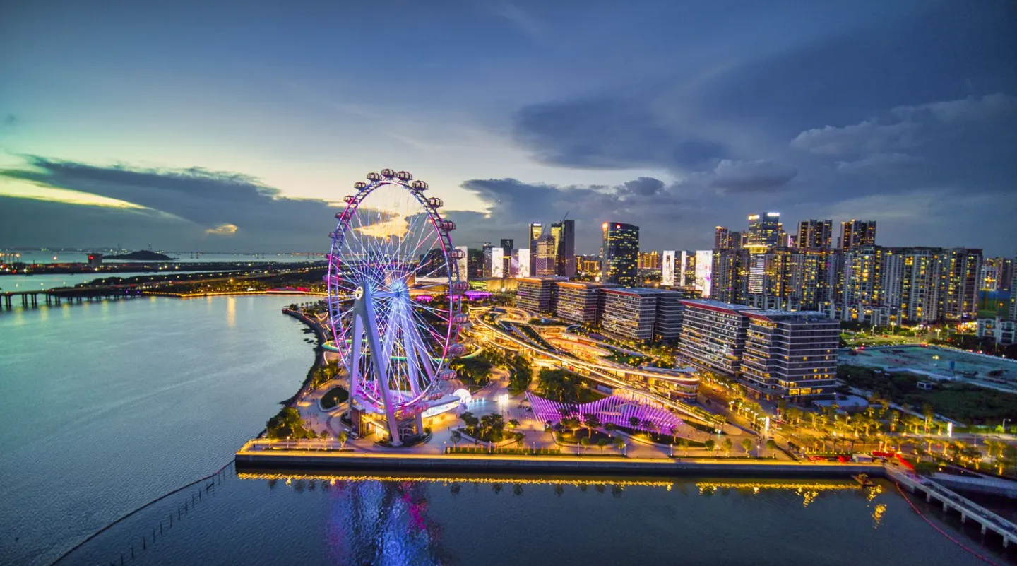 1_Bay Glory Ferris Wheel