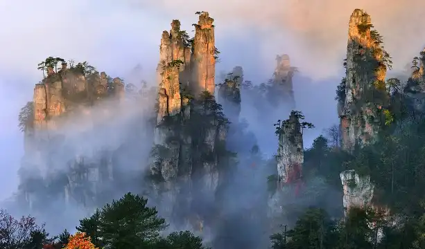 Hotels near Wulingyuan