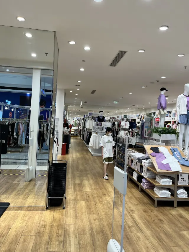 南城百貨(柳石路店)