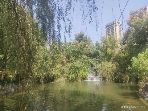 Hotels near Jiangbin Park