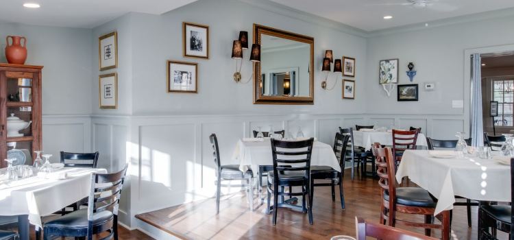 Old Vinings Inn