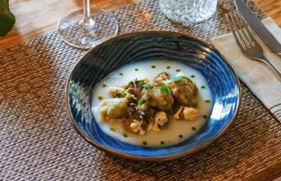 Cascada Cocina & Bar