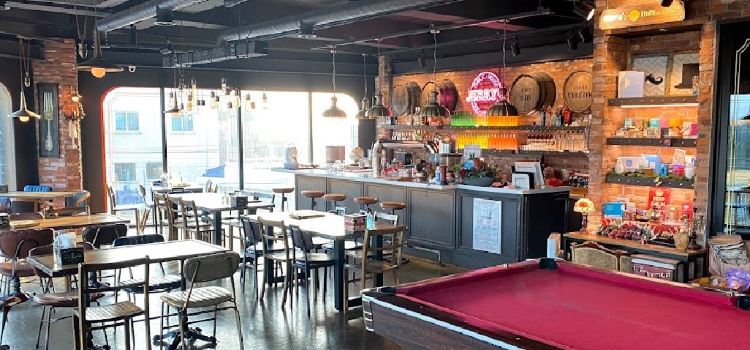 Jerry's Pub