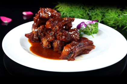 無極雪礦泉水假日飯店·體驗餐廳