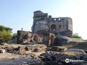 Rani Durgawati Fort