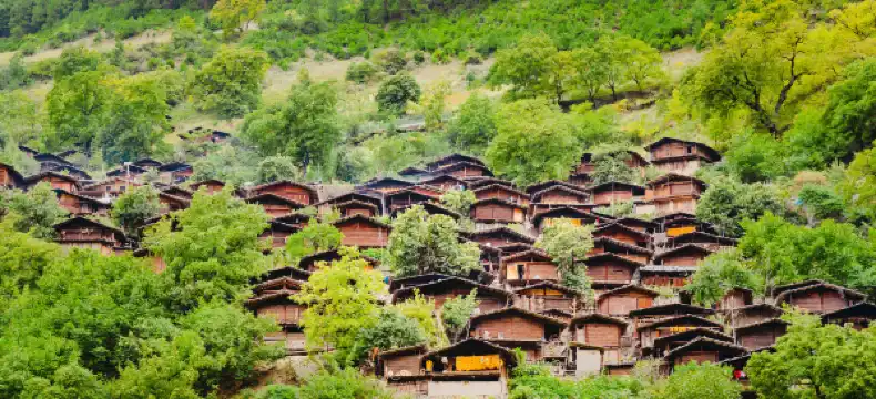 Hotels in Weixi Lisu Autonomous County