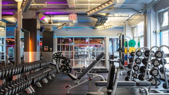 Crunch Fitness - Hoboken
