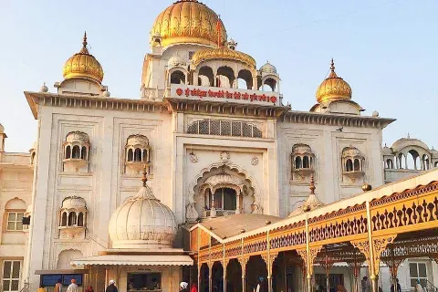 Gurdwara Sis Ganj Sahib